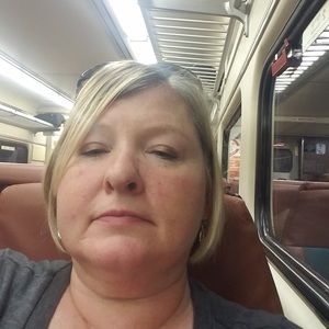 Meet your Posher, Tonia